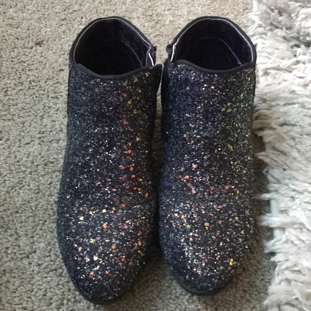 Girls glitter booties